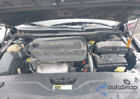 2015 Chrysler 200 Limited из США, поврежденный, VIN 1C3CCCAB5FN655261